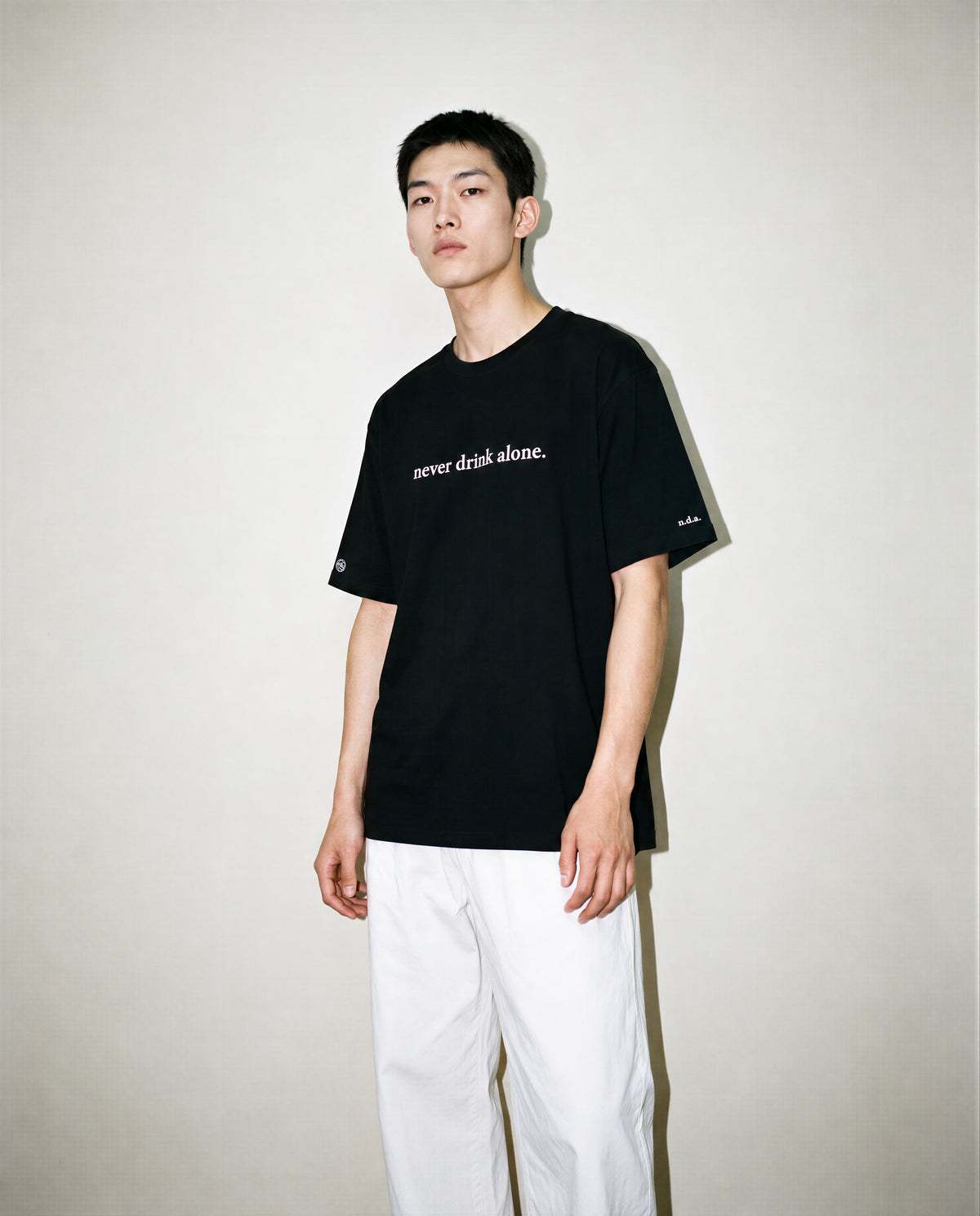 "never drink alone" T-SHIRT
